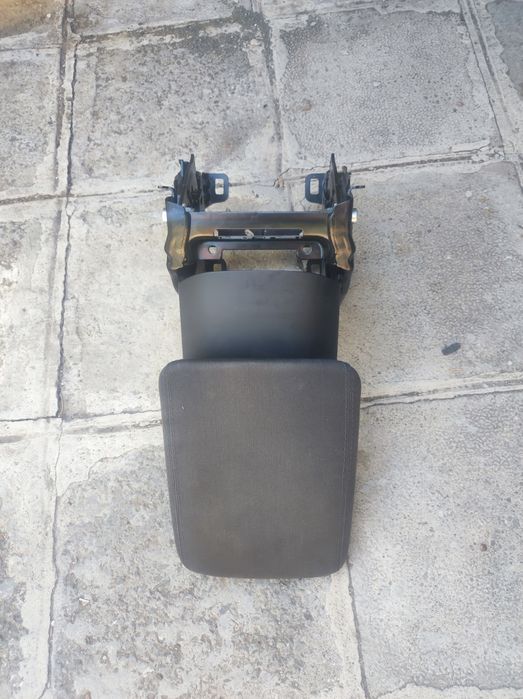 Подлакътник Ауди А5