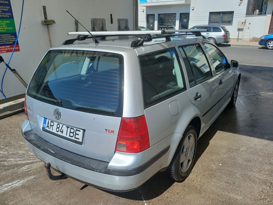 Se vinde vw BORA VARIANT