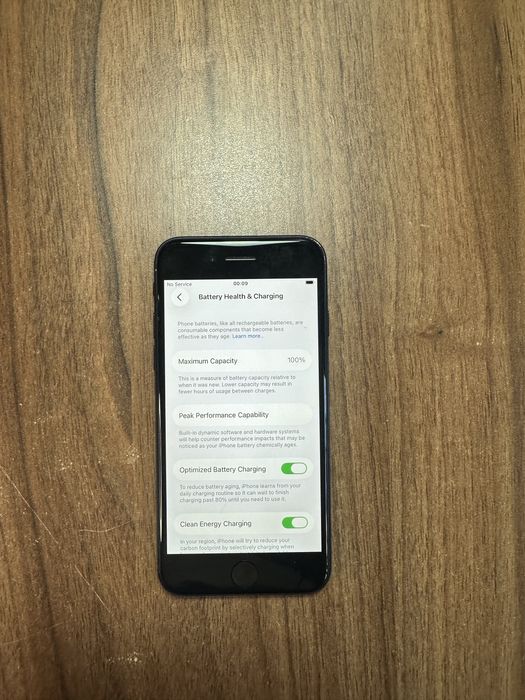 Iphone se3 64 gb 100% baterie