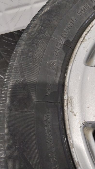 Продам зимные шины с диском