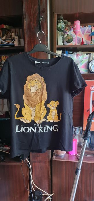 Тениски. Различни видове и размери