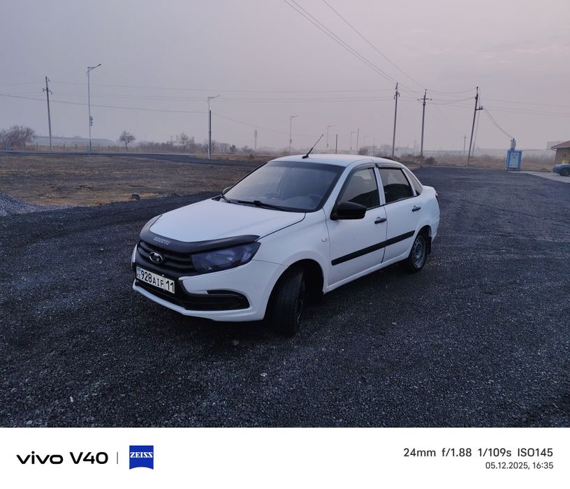 Автомобиль Granta FL 2019