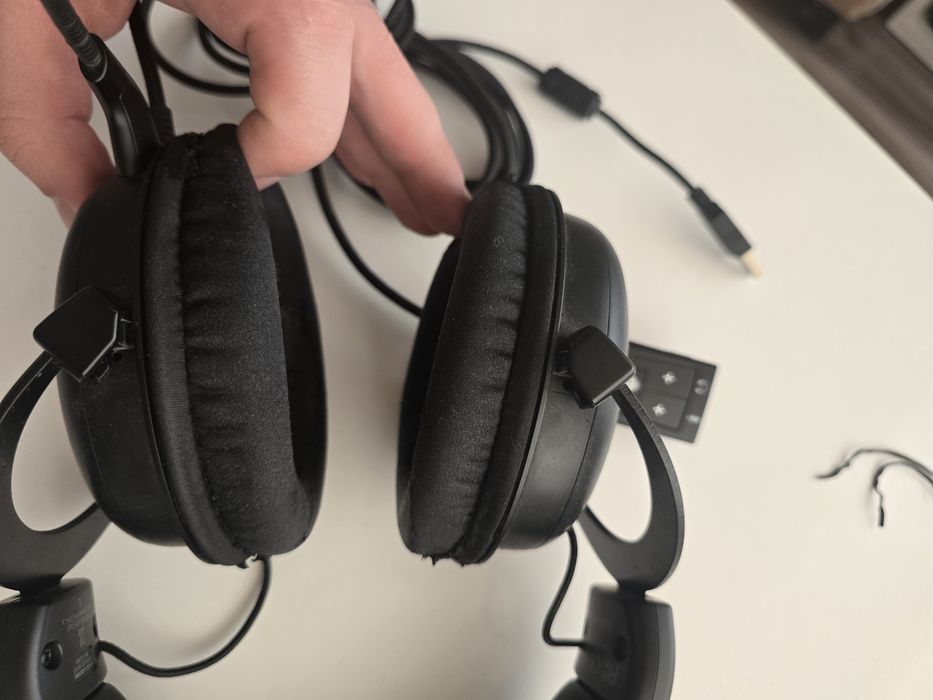 Casti Hyperx x cloud core + Controller casti hyperx