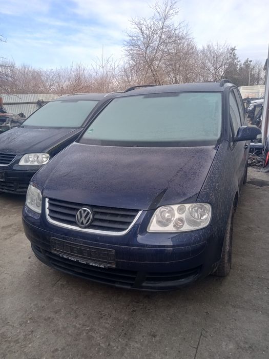 Dezmembrez Volkswagen Touran