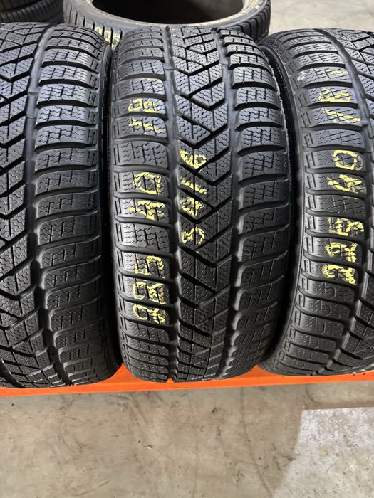 Anvelope Iarna 225/40/18 Pirelli SottoZero 3 225 40 18 R18