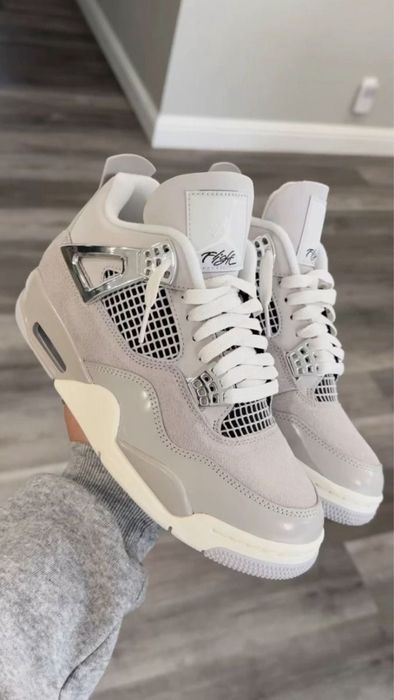 Jordan albi noi