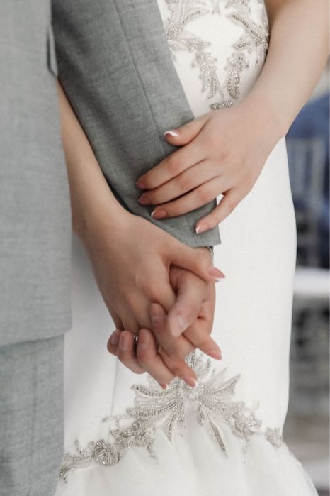 Свадебное платье со всем комплектом