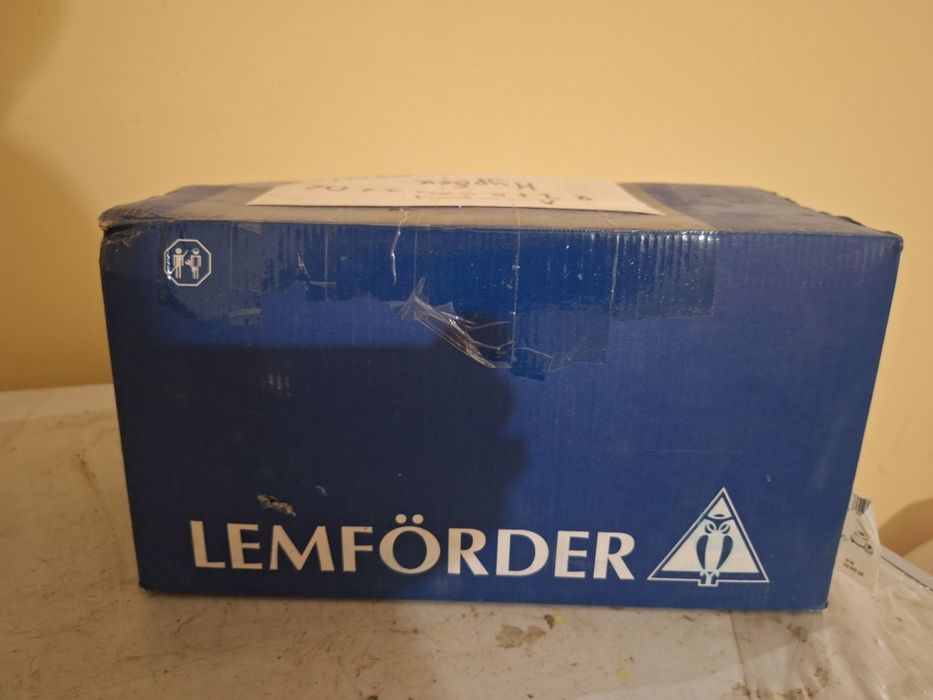 Запчасти на рено дастер