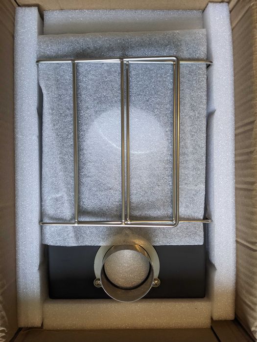 Туристическа метална печка на дърва за палатки.