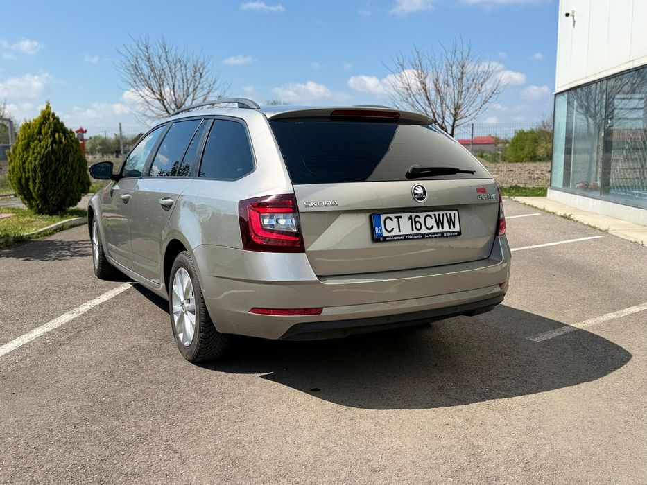 SKODA Octavia 2018 — imagine 4