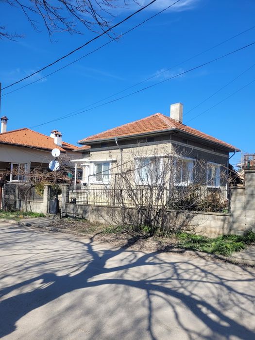 Продава се Къща в с. Островче, Област Разград - 69 кв.м за 813 €/кв.м - Снимка #9