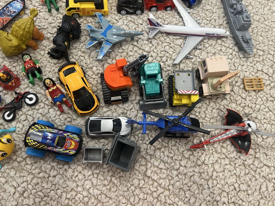 Игрушки для мальчика