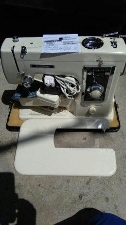 Masina de cusut Pfaff