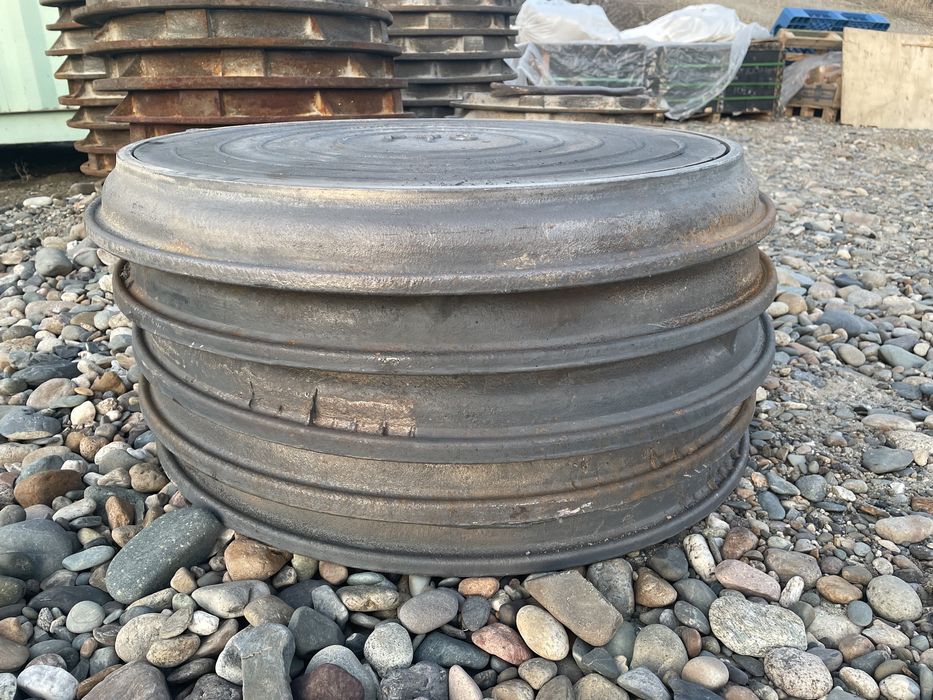 Люк чугунный ГТС