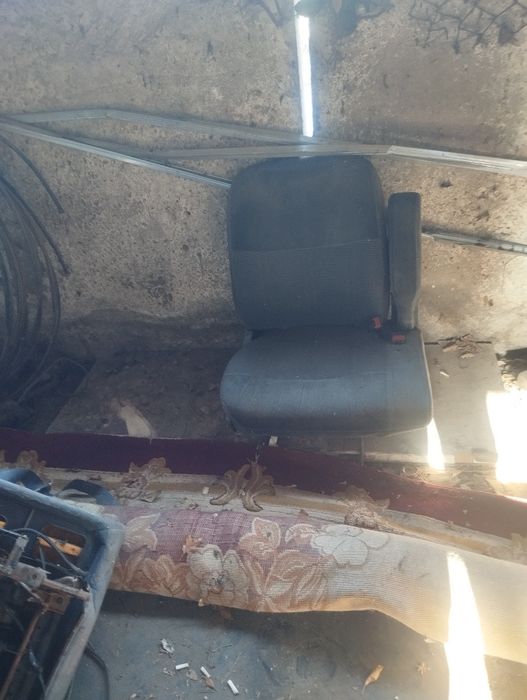 Передние сидения на форд таурус