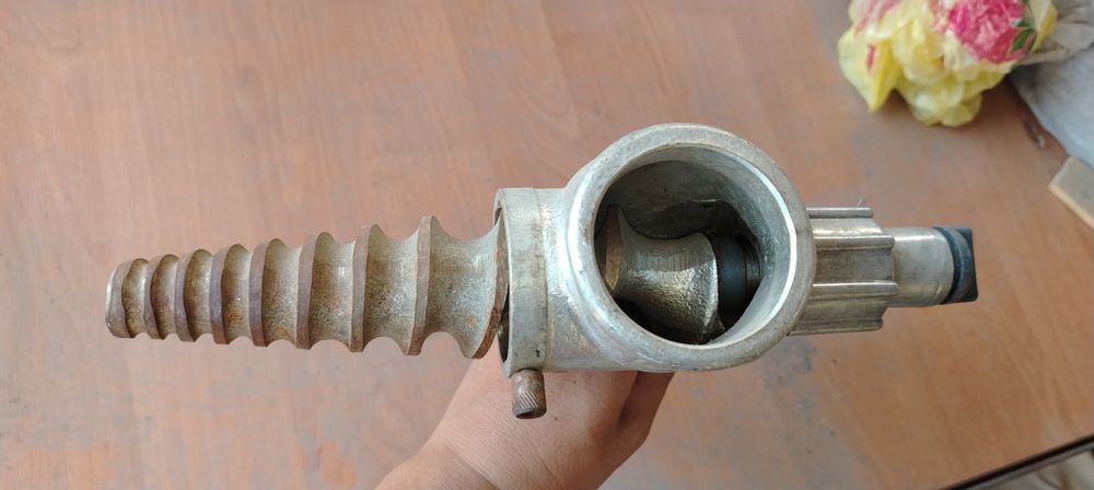 Мясорубка для колбасы