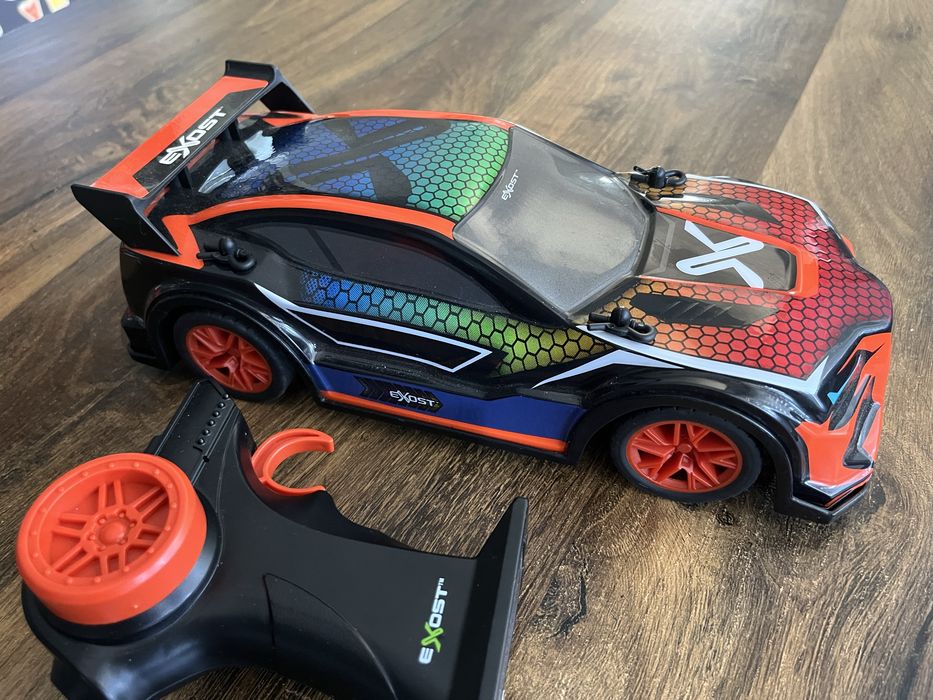 Кола с дистанционно Exost