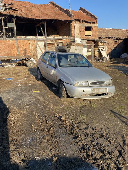 Fort fiesti 2br само на части сичко е налично