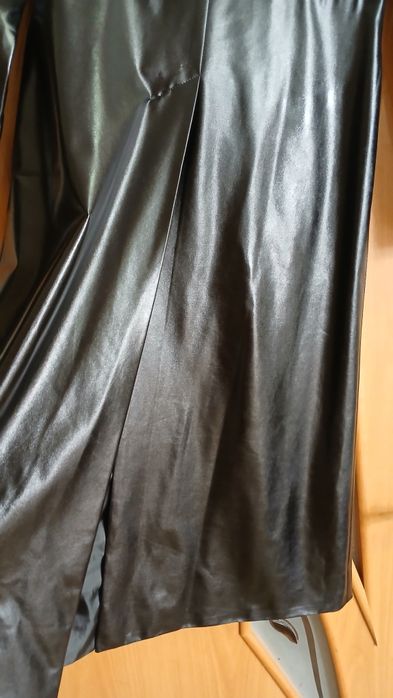 Продам плащ для девочки