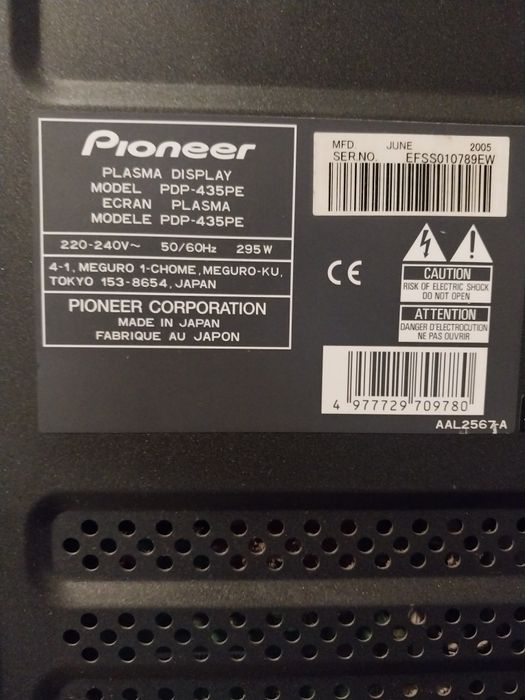 Продам телевизор Пионер оригинал.