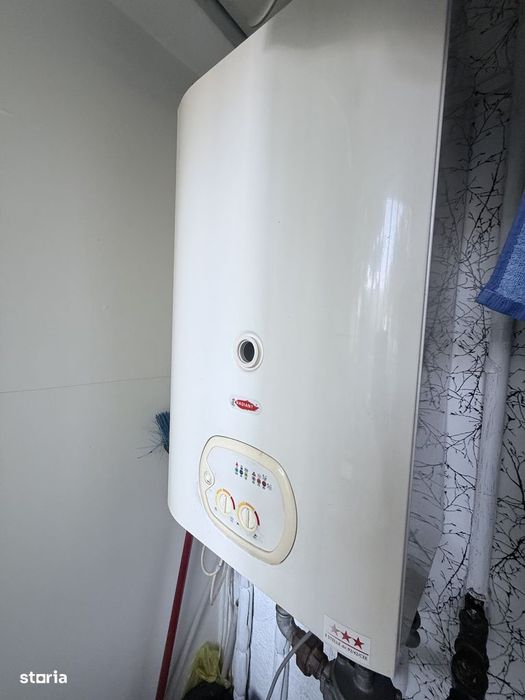 Apartament 3 camere renovat, Centrala proprie- Parc, scoli si stb
