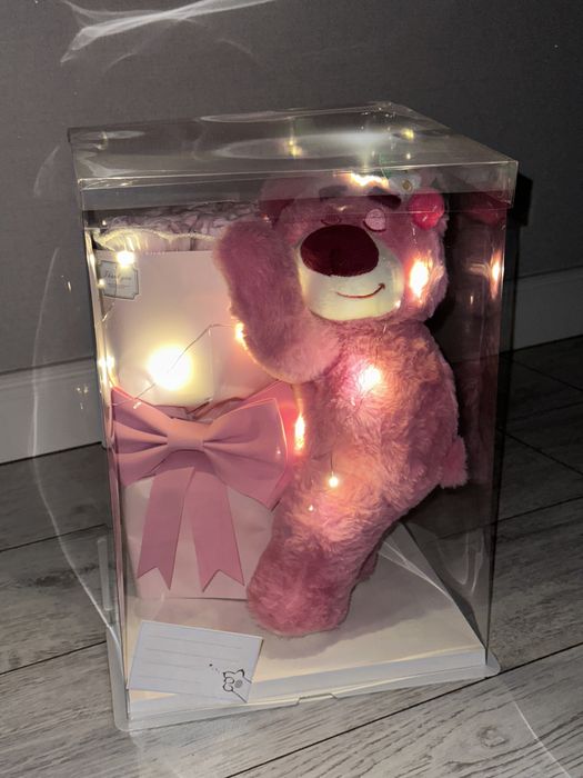 Подарок мишка с розами!