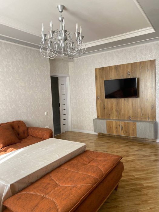 Квартира варенду 3 ком Манресса  2 этаж