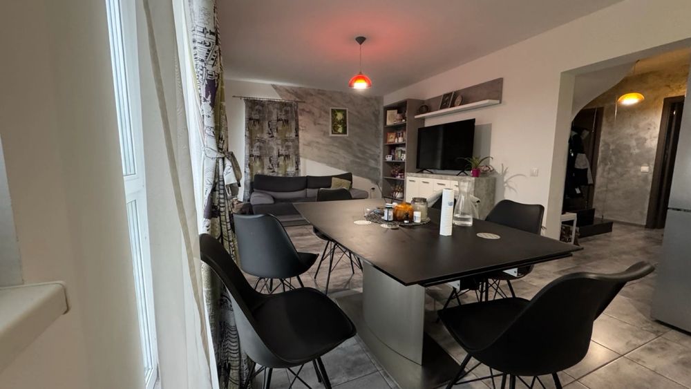 Vand Apartament 5 camere, Cartierul  Arhitectilor