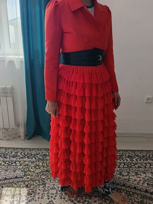 Көйлек сатылады с ремнем. 1 киілген тек. Размер 44 46.