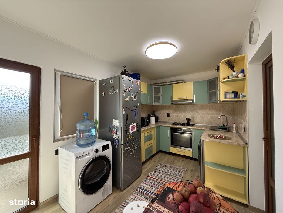 Casa tip duplex de vânzare