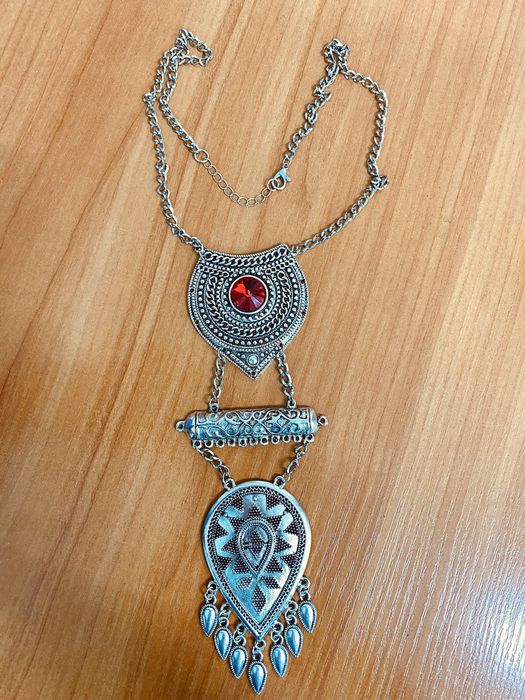 Қазақи әшекейлер. Украшение