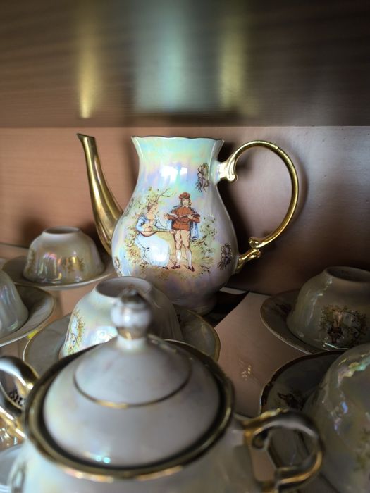 Порцеланов сервиз