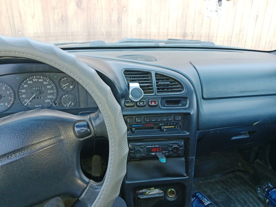 Продам Мазду 323 ф