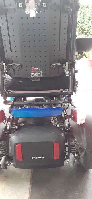 Carucior electric handicap Ottobock Juvo B5