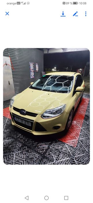FORD FOCUS 1.O Ecoboost