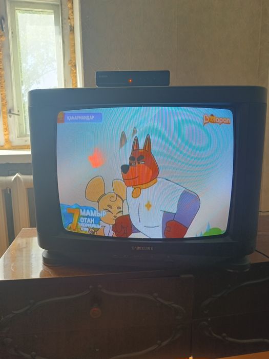 Продам телевизор .