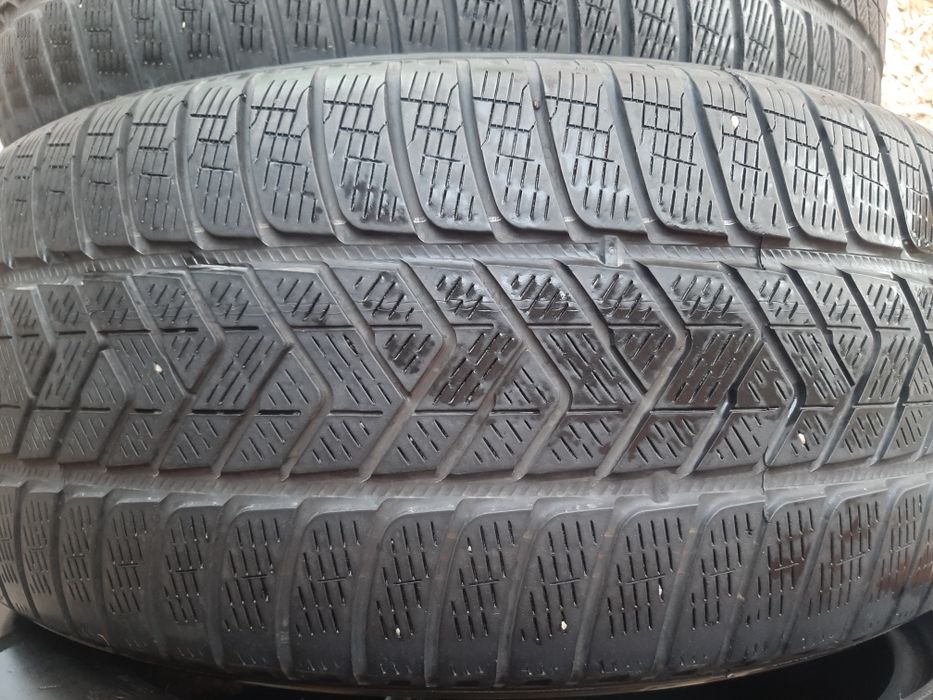 Продам шины 255/50/20 пирелли