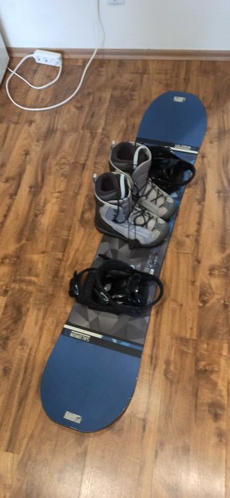 Snowboard 145см с обувки