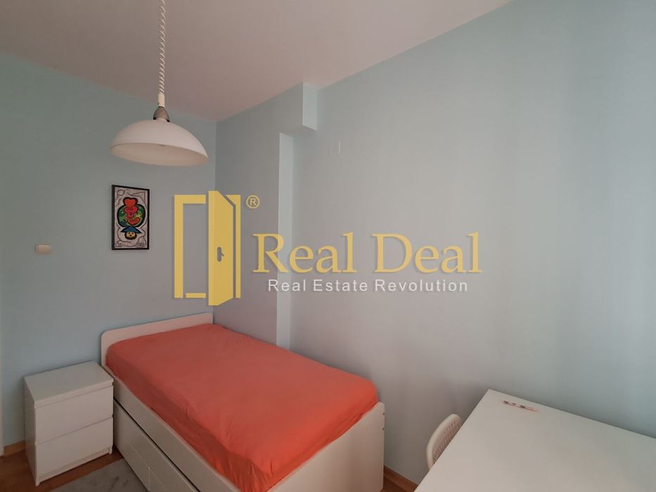 Дава се под наем Тристаен апартамент в София, Център - 70 кв.м за 698.19 € - Снимка #8