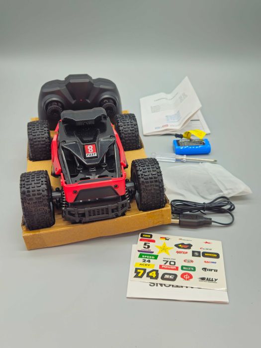 Нова! Радиоуправляема офроуд кола 1:18 с LED светлини и USB зареждане!