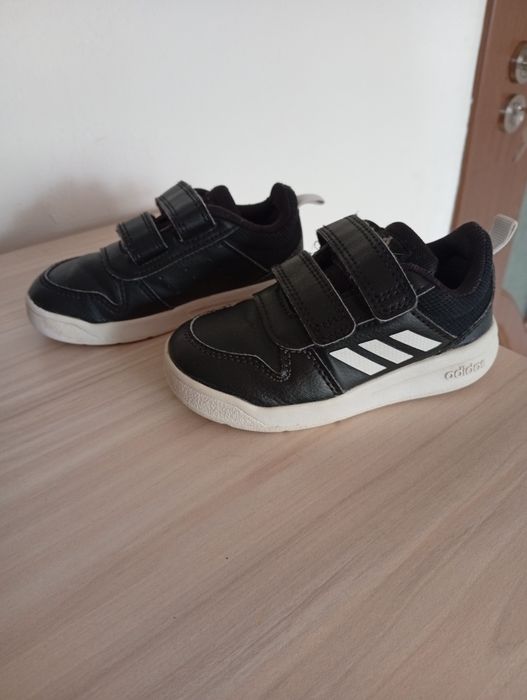 Маратонки без забележки