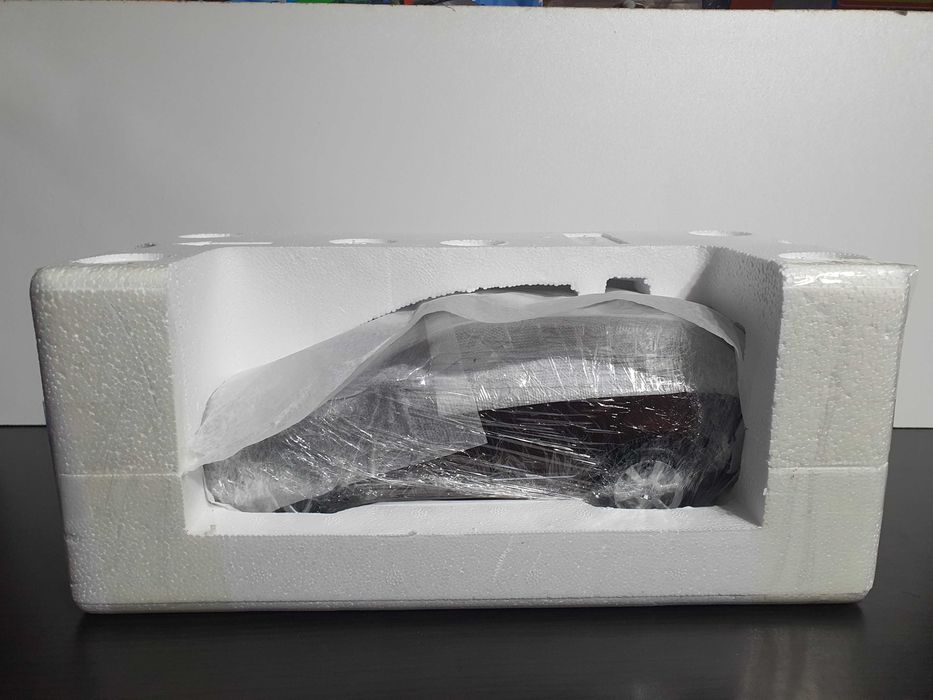 Умален модел VOLVO XC60 мащаб 1:18 Volvo dfdfhh
