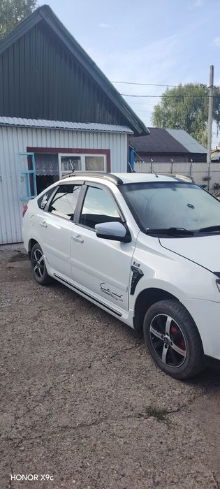 Лада гранта лифтбэк 2015года