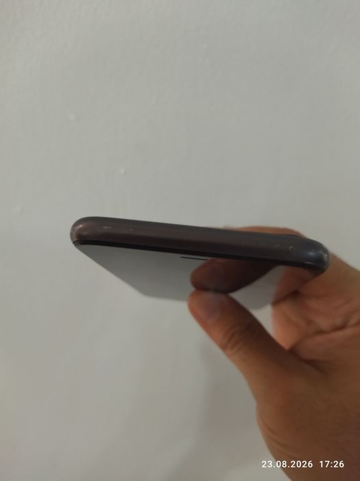 iPhone 11 - 128GB Qora