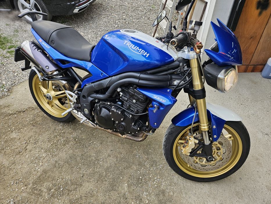 Triumph speed triple 2009