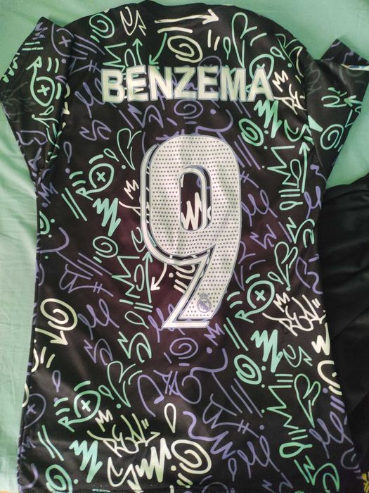 Футболни екипи на любими футболисти