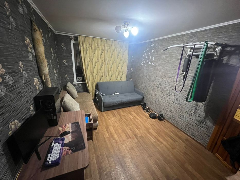 Сдам 1 ком квартиру,в 19 мкр