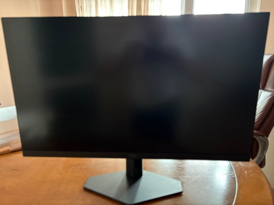 Пълен Гаранционен Gaming Setup Ryzen 7 5700X / RTX 4060 / 32GB / 180Hz + Razer периферия