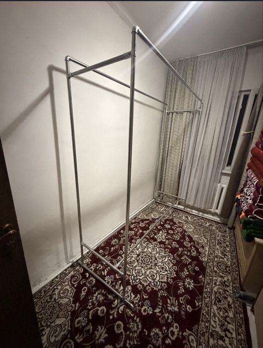 Вешалка новый крепкий
