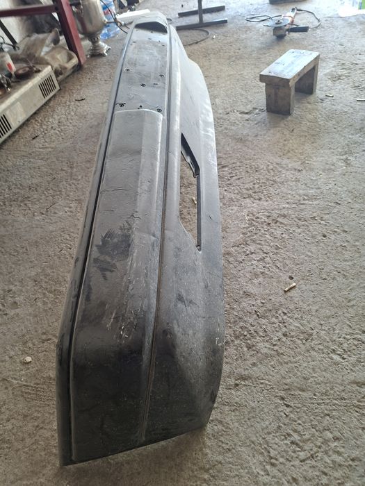 Бампер передный мерседес